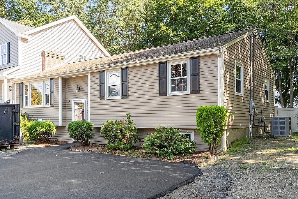 19 Lackey St #1, Haverhill, MA 01830 | Zillow