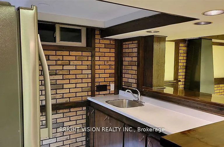 29 Stoney Creek Dr #BASEMENT — Photo 7