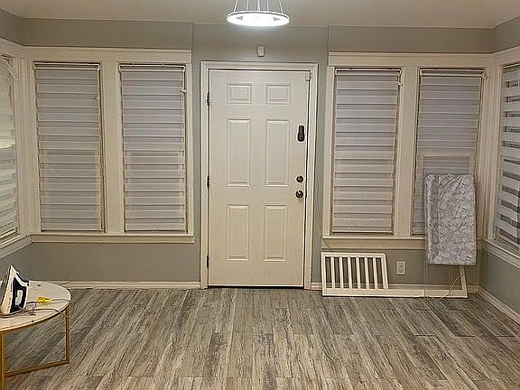 4th image of 1713 Avenue T