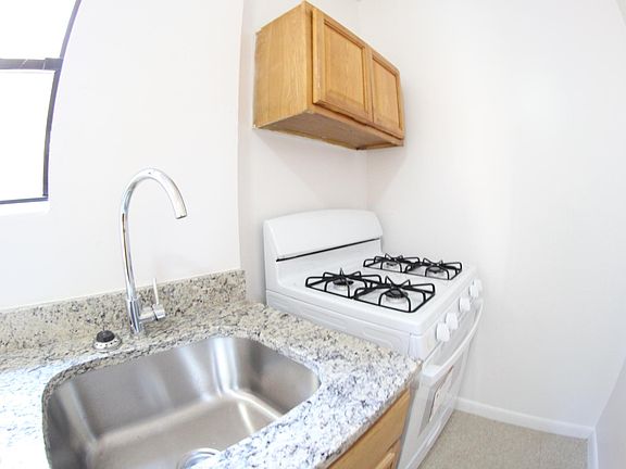 5th image of 2700 Grand Concourse #510-1