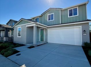 2456 Midnight Ln, Santa Rosa, CA 95403