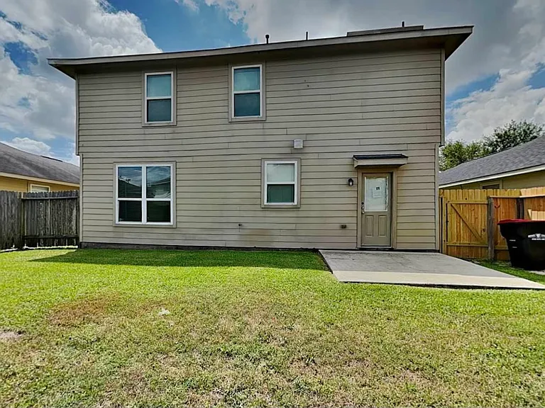 1026 Doubletree Glen Dr — Photo 10