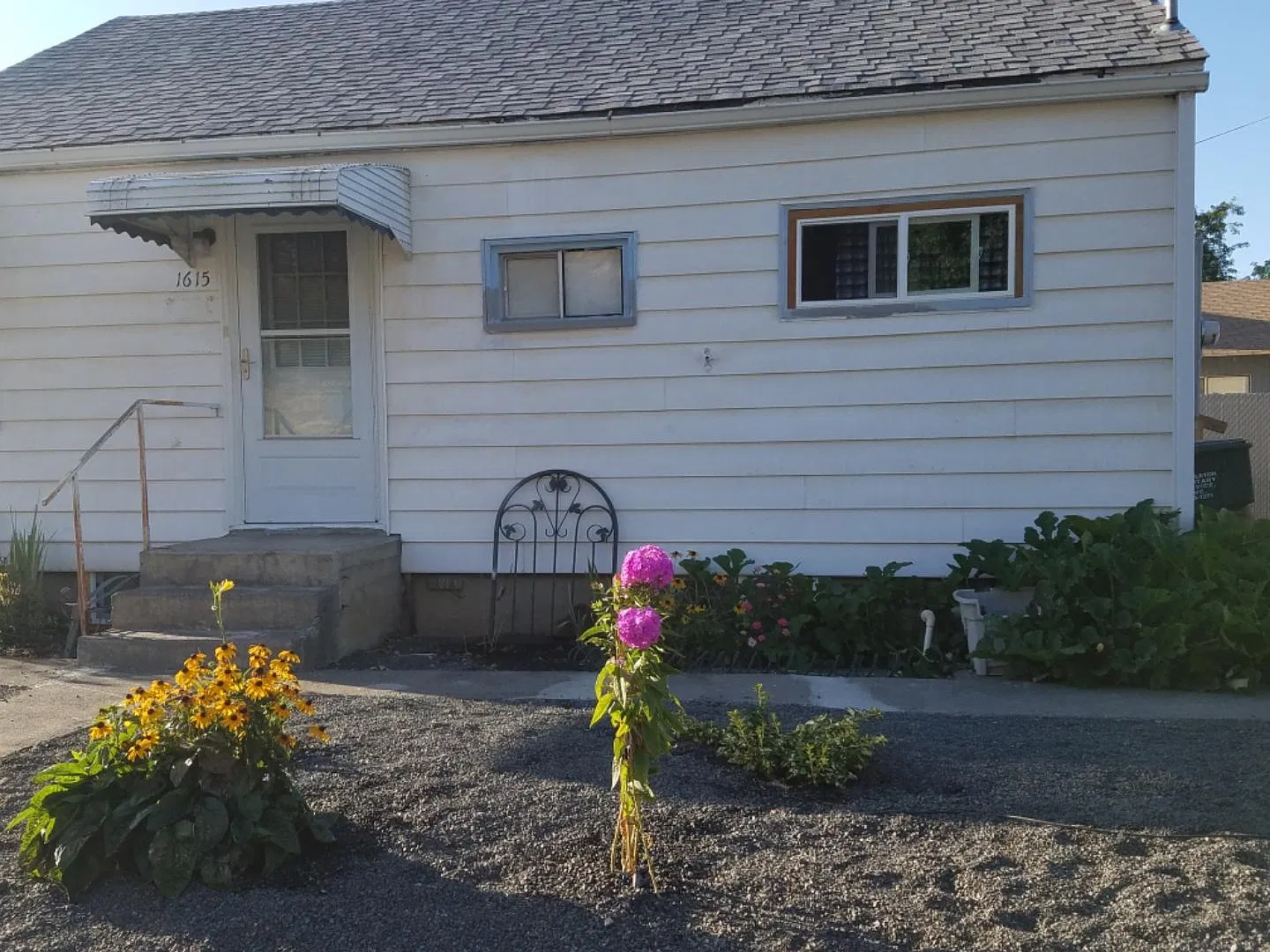 SW Frazer Ave, Pendleton — Photo 1