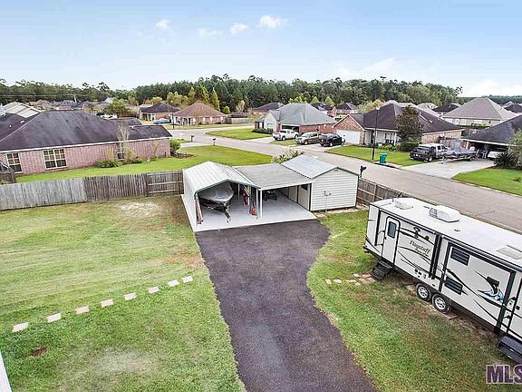 4th image of 26586 Parkwood Dr