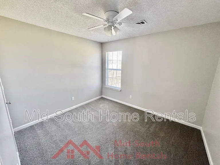 55 Oak Ridge Cv — Photo 18