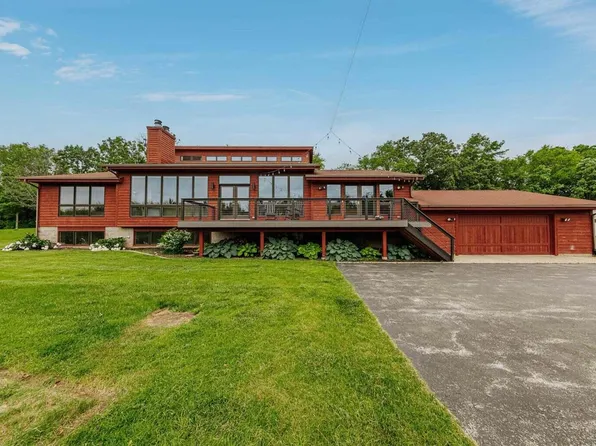 W301S1487 Brandybrook ROAD, Waukesha, WI 53188
