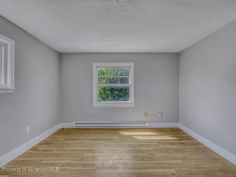 958 Ridge Ave #2 — Photo 3
