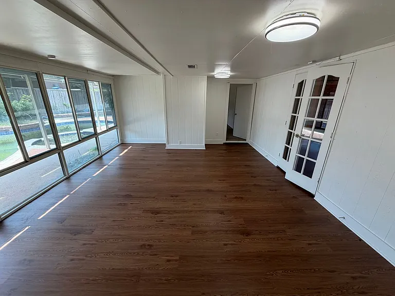4909 Van Ness St — Photo 10