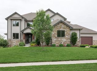 3102 N 193rd St, Elkhorn, NE 68022