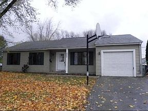 1st image of 225 Glen Ave
