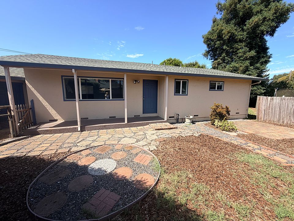 1st image of 1139 Lance Dr #1