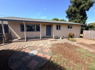 1139 Lance Dr #1, Santa Rosa, CA 95401