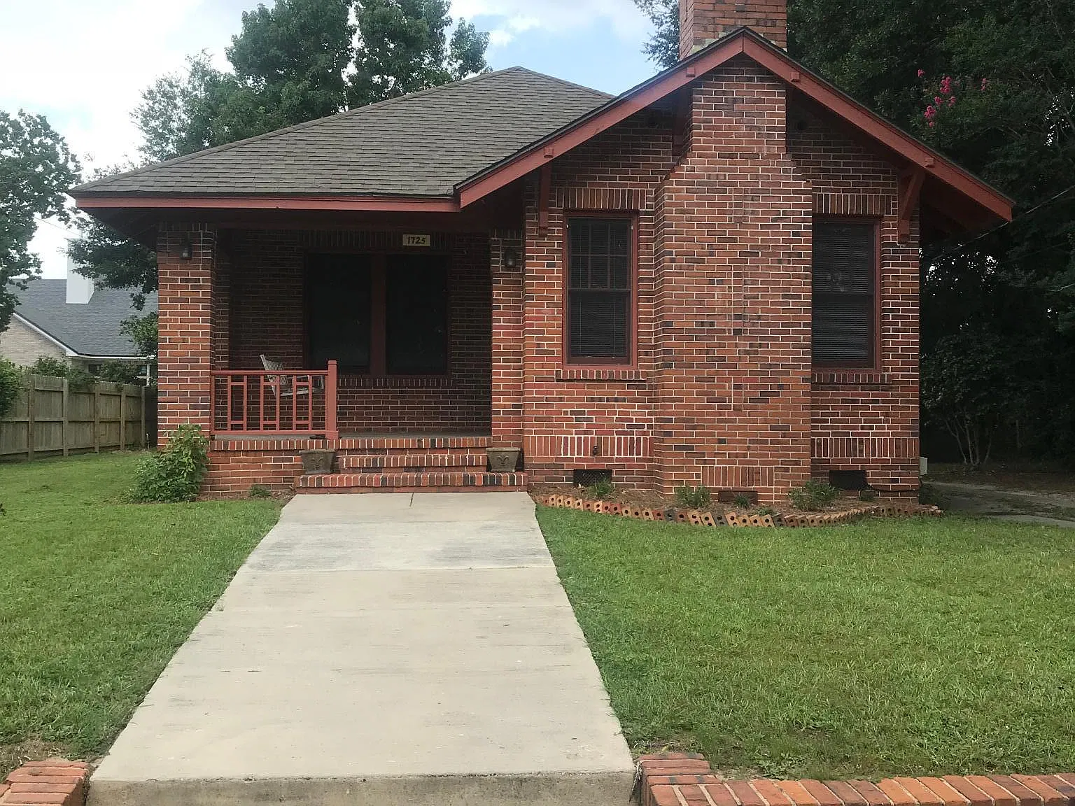 2 bed, 1300 sqft, $2,100 — Photo 1