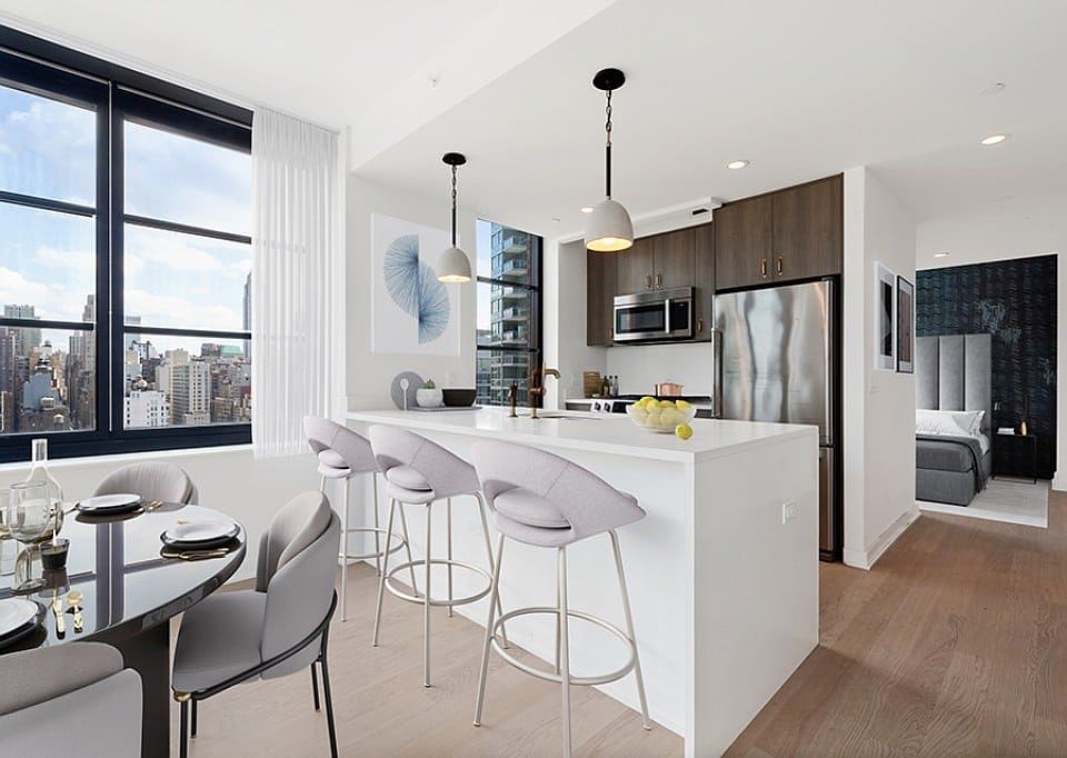 1st image of 515 W 38th St APT 28A