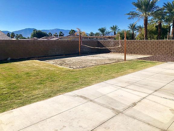 4th image of 83041 Broadmoor Dr
