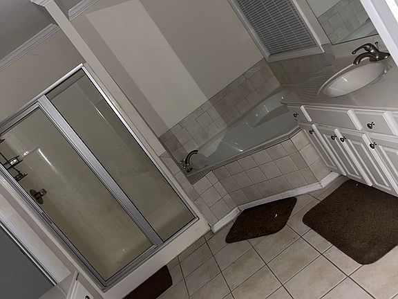 5th image of 1113 Whisperwood Ln