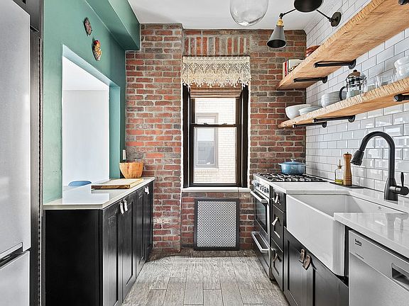 3rd image of 6702 Ridge Blvd APT 4F