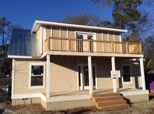 204 Peninsula Dr, Bonneau, SC 29431
