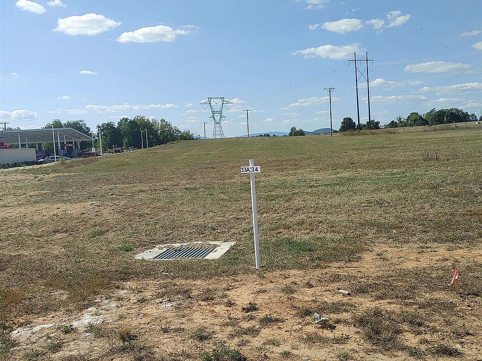 2nd image of LOT-33A Travelers Ter