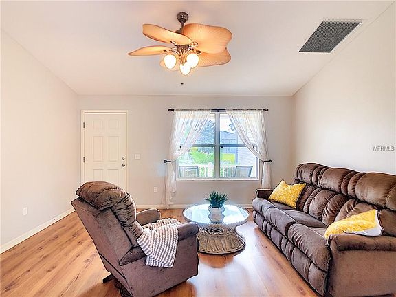 4th image of 1446 Walterboro Ln