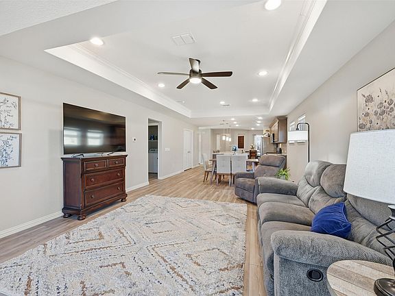 3rd image of 9232 Riverlight Rd