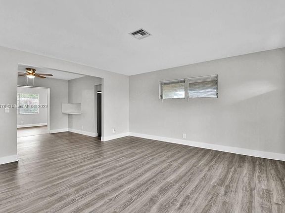 2nd image of 700 Foresteria Dr