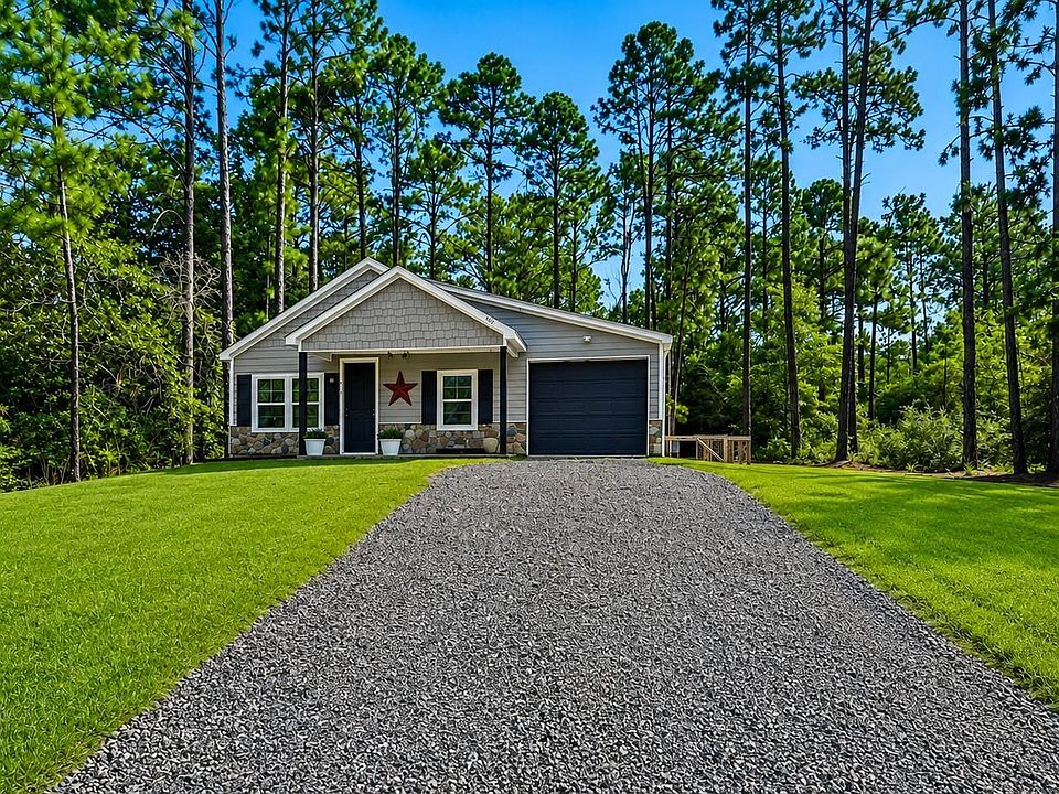 1st image of 162 Tamarack Dr