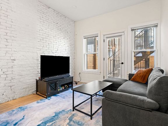 2nd image of 308 Saratoga St #1