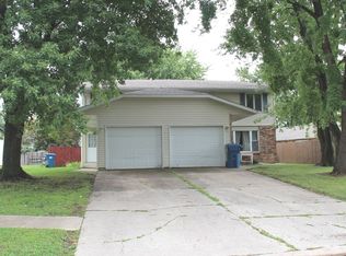 660-662 Heritage Dr, Bourbonnais, IL 60914