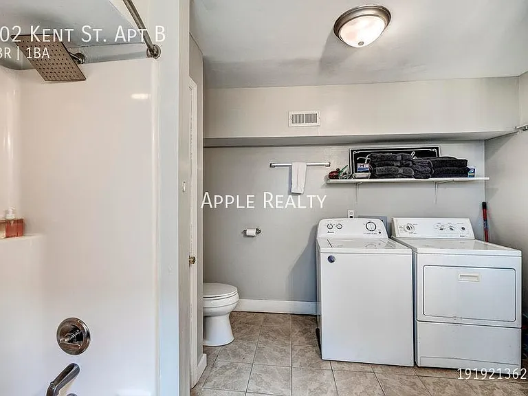 802 Kent St #B — Photo 12