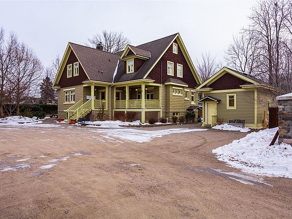 3rd image of 2124 Pandosy St #1-7