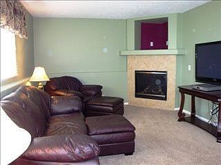 2nd image of 815 Clearwater Dr