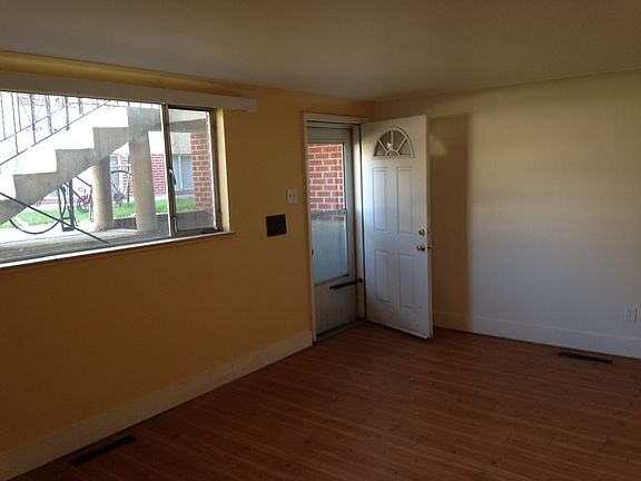 4th image of 2449 S Gaylord St