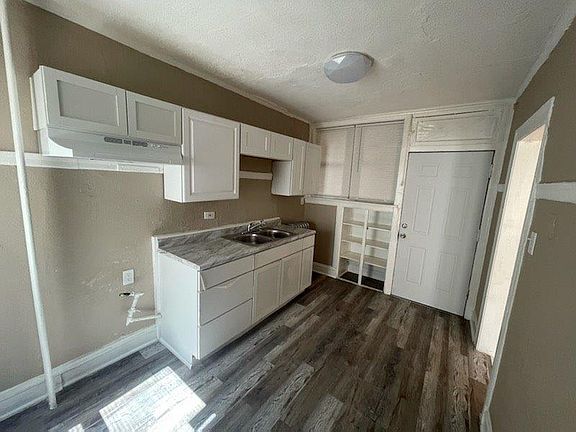4th image of 8056 S Paulina St #8058-1