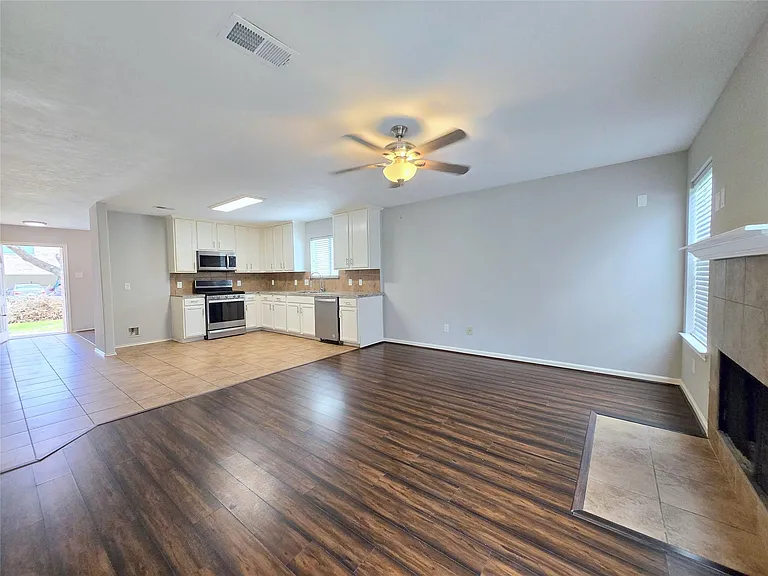 1423 Stone Bluff Dr — Photo 13
