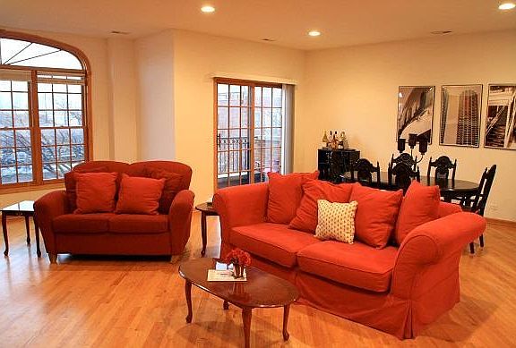 3rd image of 3338 N Sheffield Ave #4RK