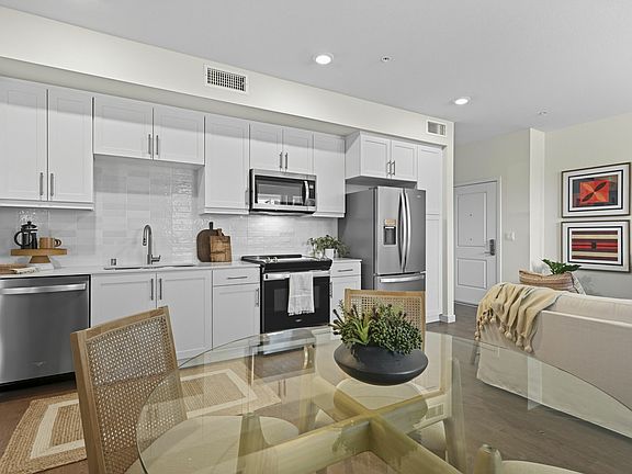 5th image of 29980 Berea Rd #2110