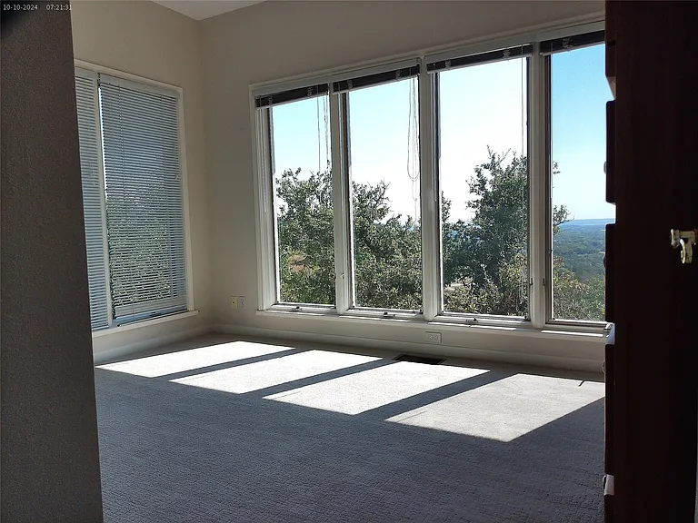 525 Northwood Hills Dr — Photo 17