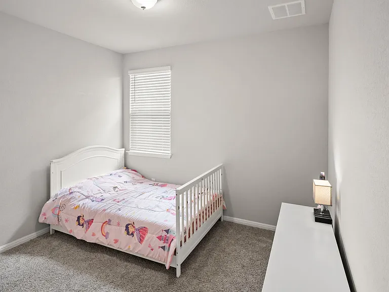 501 Dubina Ave — Photo 15