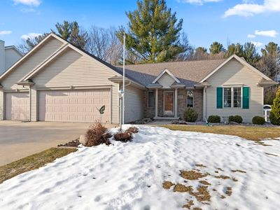 3096 Lepak Ln, Green Bay, WI, 54313