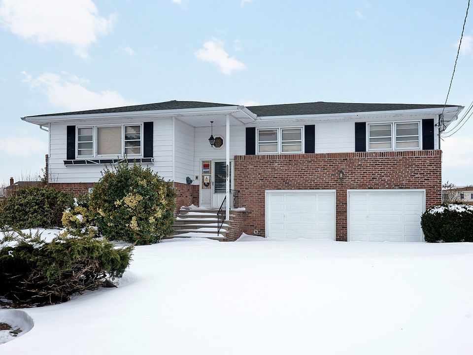 1st image of 134 Sunset Dr