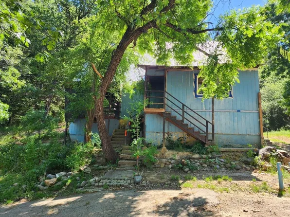 6290 Hilltop Dr, Dunsmuir, CA 96025