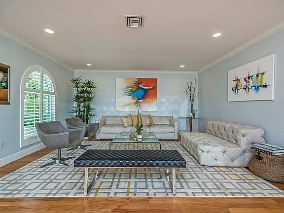 3rd image of 120 S Prospect Dr