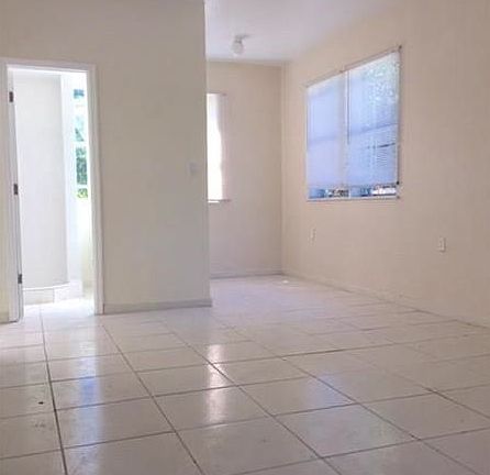 3rd image of 350 N Biscayne River Dr