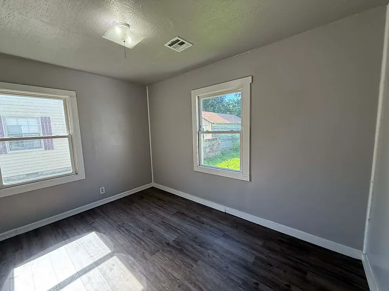 2025 Monta Ave — Photo 12