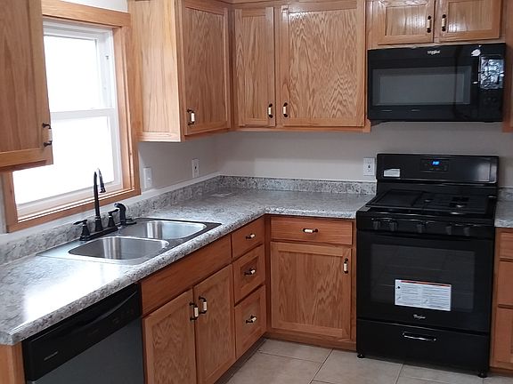New Kitchen Custom Cabinets,