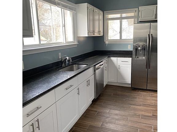 4th image of 3012 Alabama Ave SE