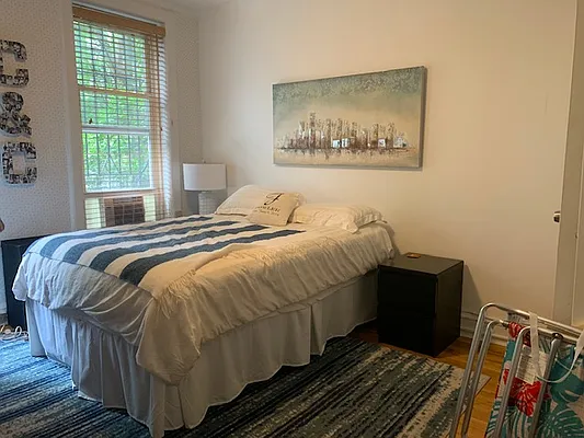 Rented by Compass | media 22