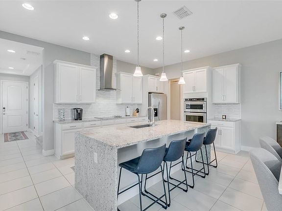 5th image of 13237 Oakenshaw Ln