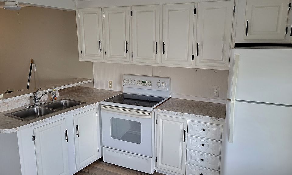 1st image of 6367 Berry Ct
